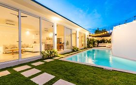 Casa Blanca Villa By Betterplace