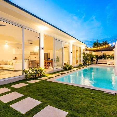 Casa Blanca Villa By Betterplace Uluwatu  Exterior photo